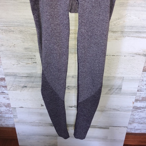 Gymshark Dry Moisture Management Flex Leggings purple and gray leggings size SM‍ - Picture 2 of 9